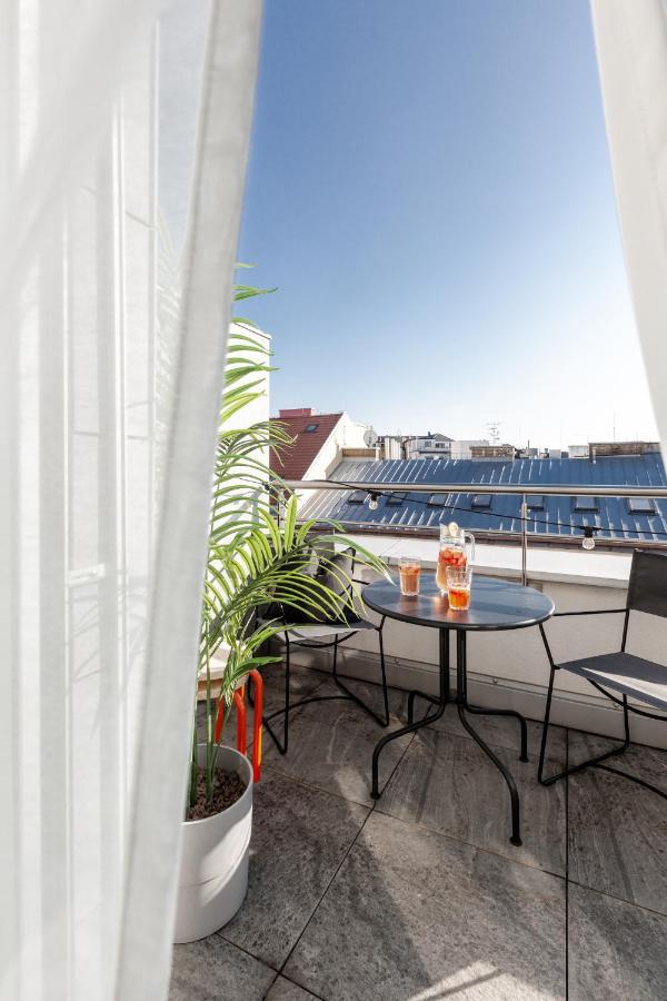 Turnkey I With Terrace Daire